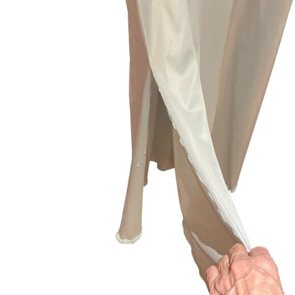 Vintage Vanity Fair Ice Blue Long Nylon Gown with Lace Front Womens Medium - Picture 4 of 6